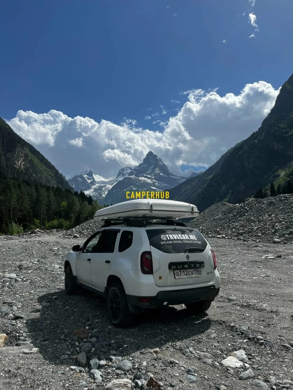 Renault Duster с палаткой на крыше
