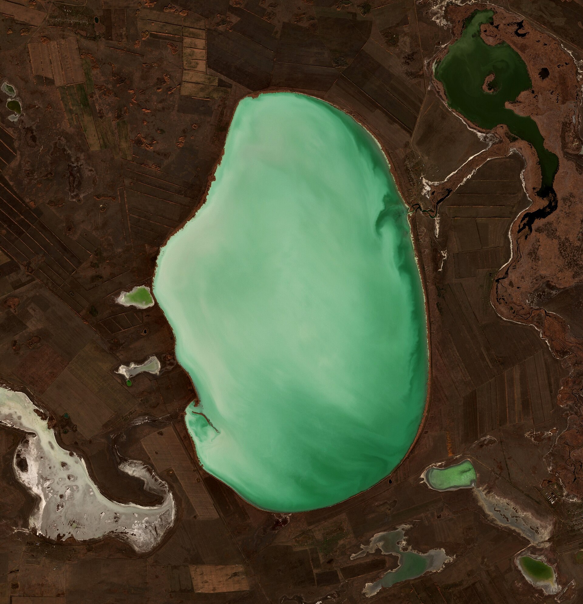 Bolshoe Topolnoe Lake — photo 1