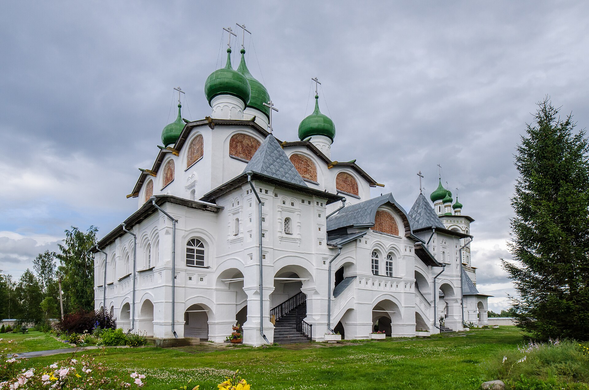 Николо-Вяжищский монастырь — фото 1